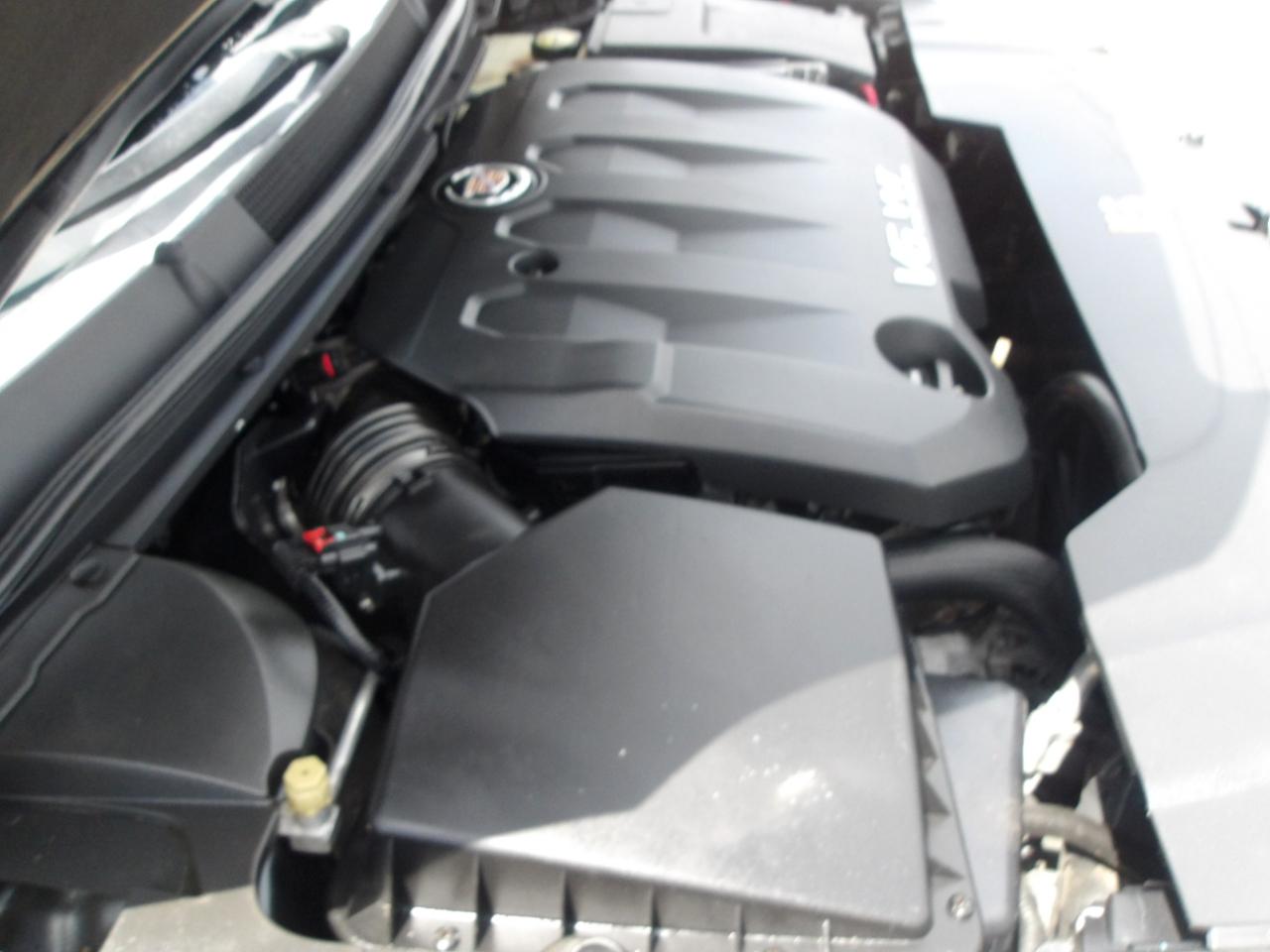Cadillac XTS 4dr Sdn Luxury FWD 2013