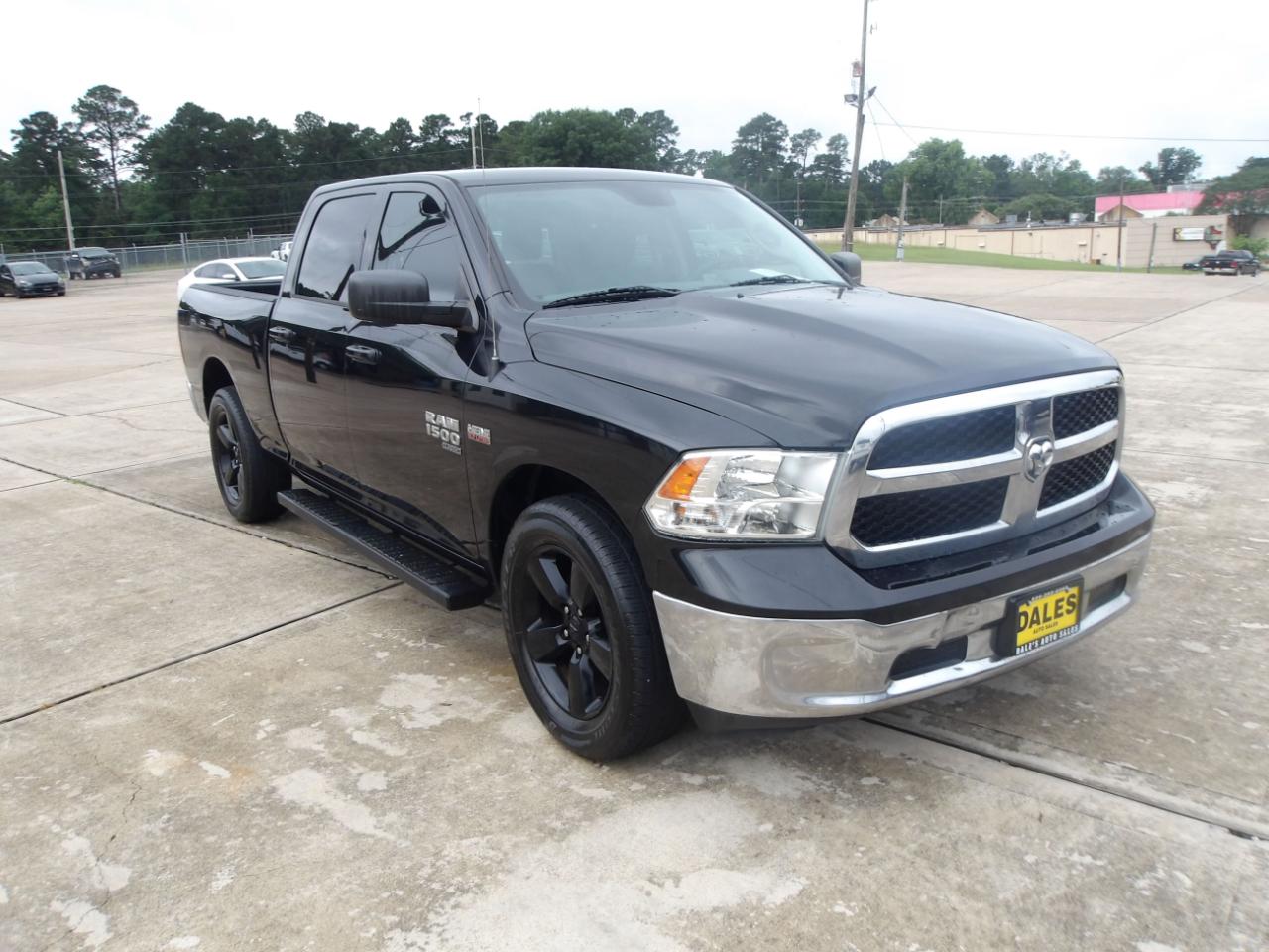 RAM 1500 Classic SLT 4x2 Crew Cab 6'4" Box 2019