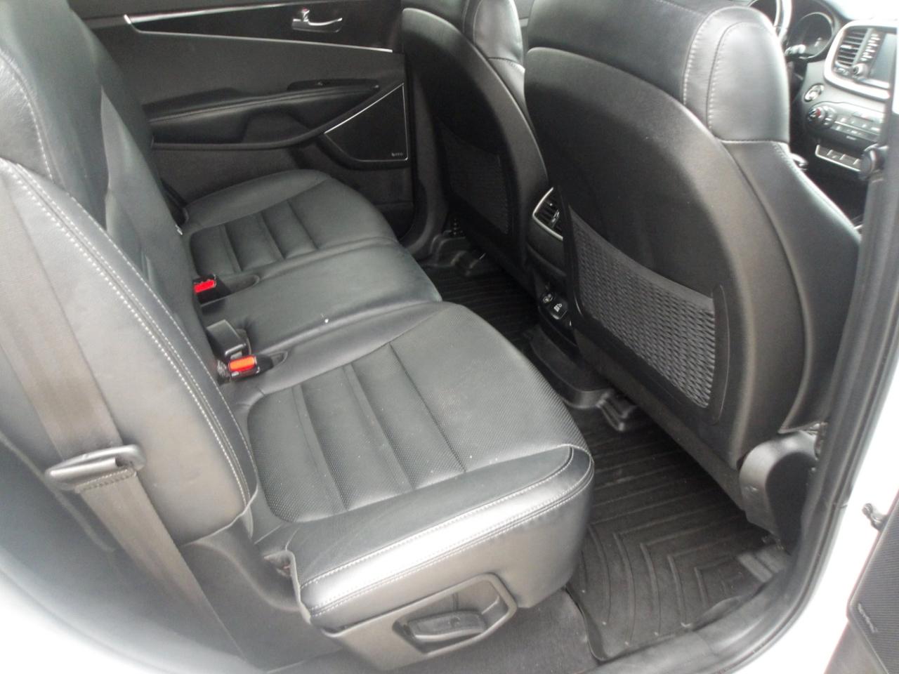 Kia Sorento FWD 4dr 3.3L SX 2016