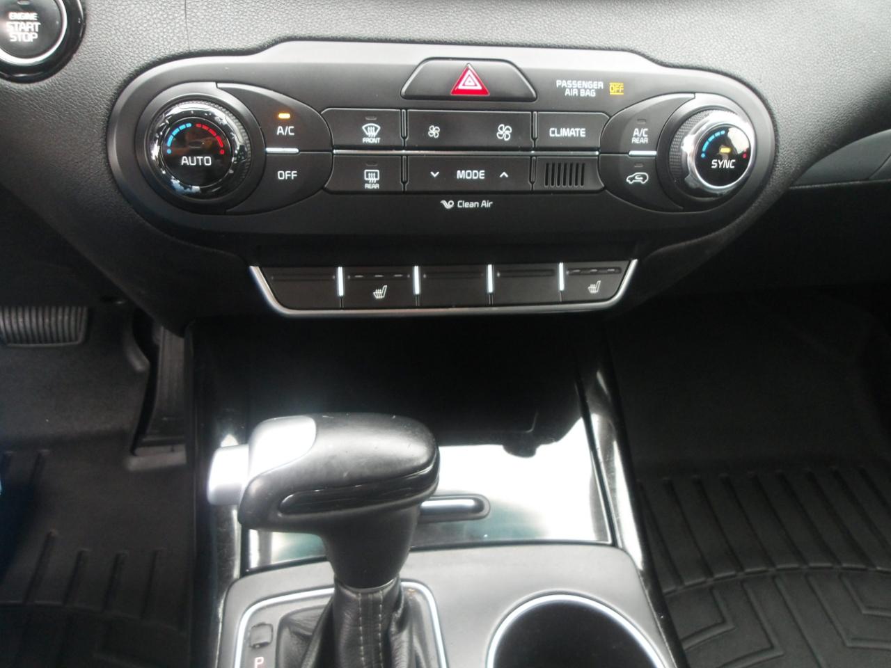 Kia Sorento FWD 4dr 3.3L SX 2016