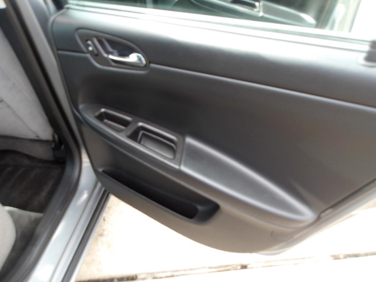 Chevrolet Impala 4dr Sdn LS 2008