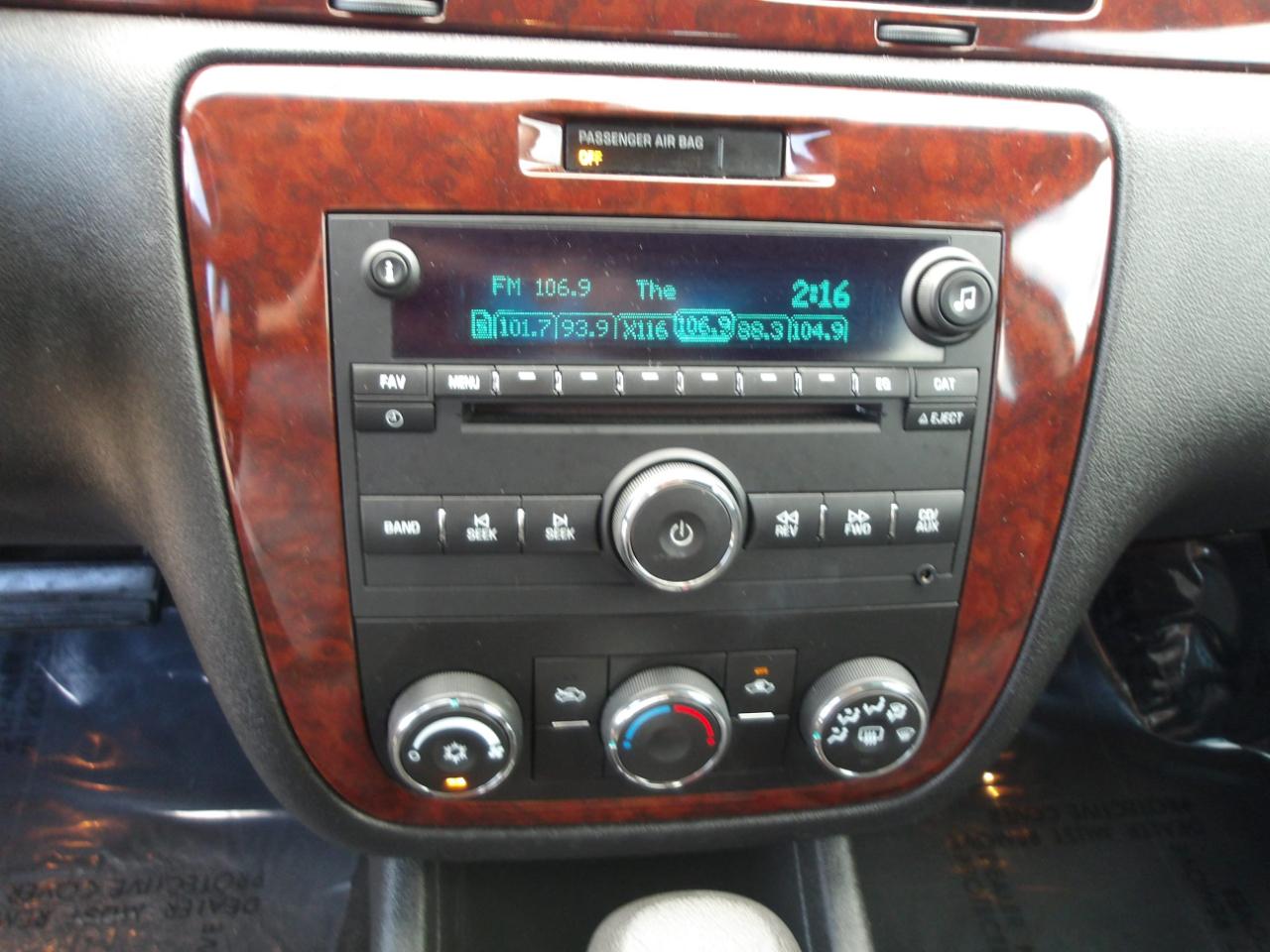 Chevrolet Impala 4dr Sdn LS 2008