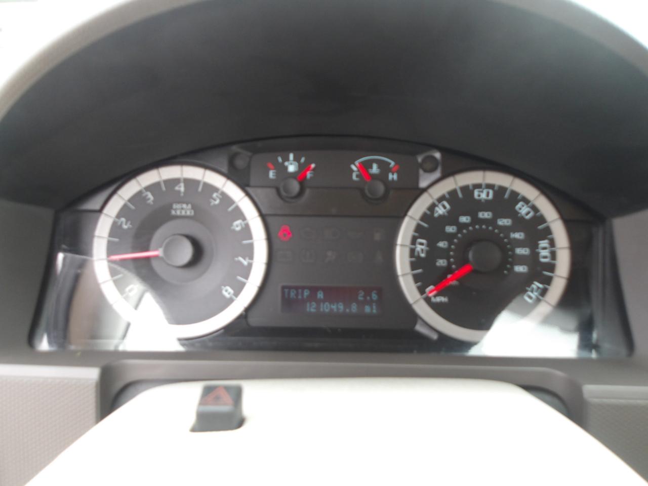 Ford Escape FWD 4dr XLS 2011