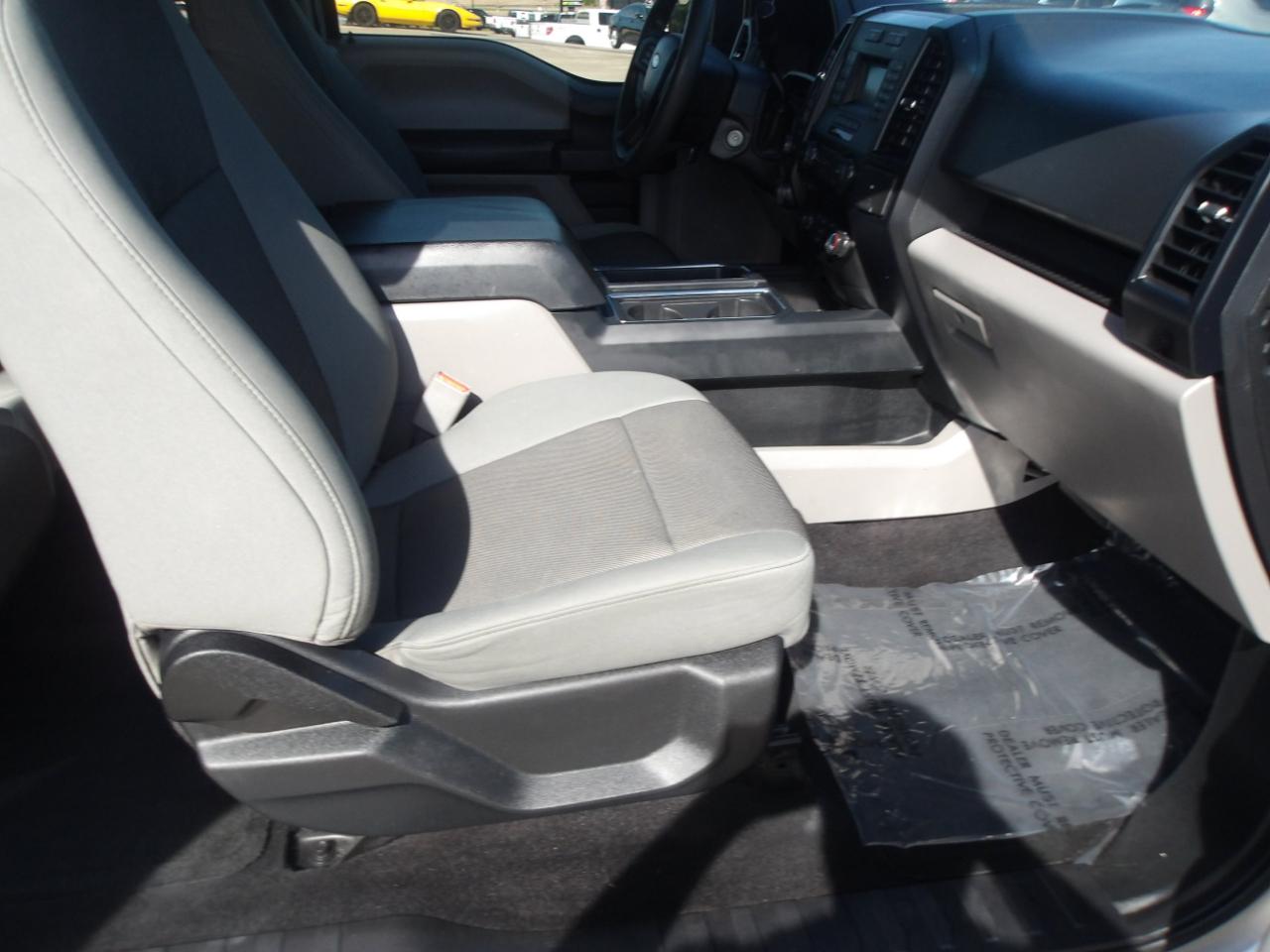 Ford F-150 2WD SuperCab 145" XLT 2016