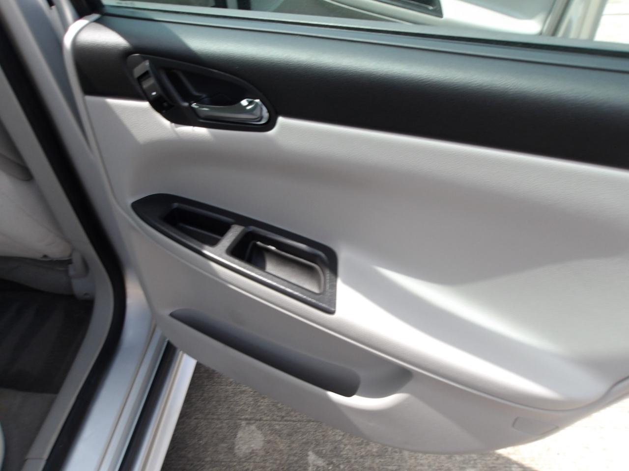 Chevrolet Impala 4dr Sdn LS 2013