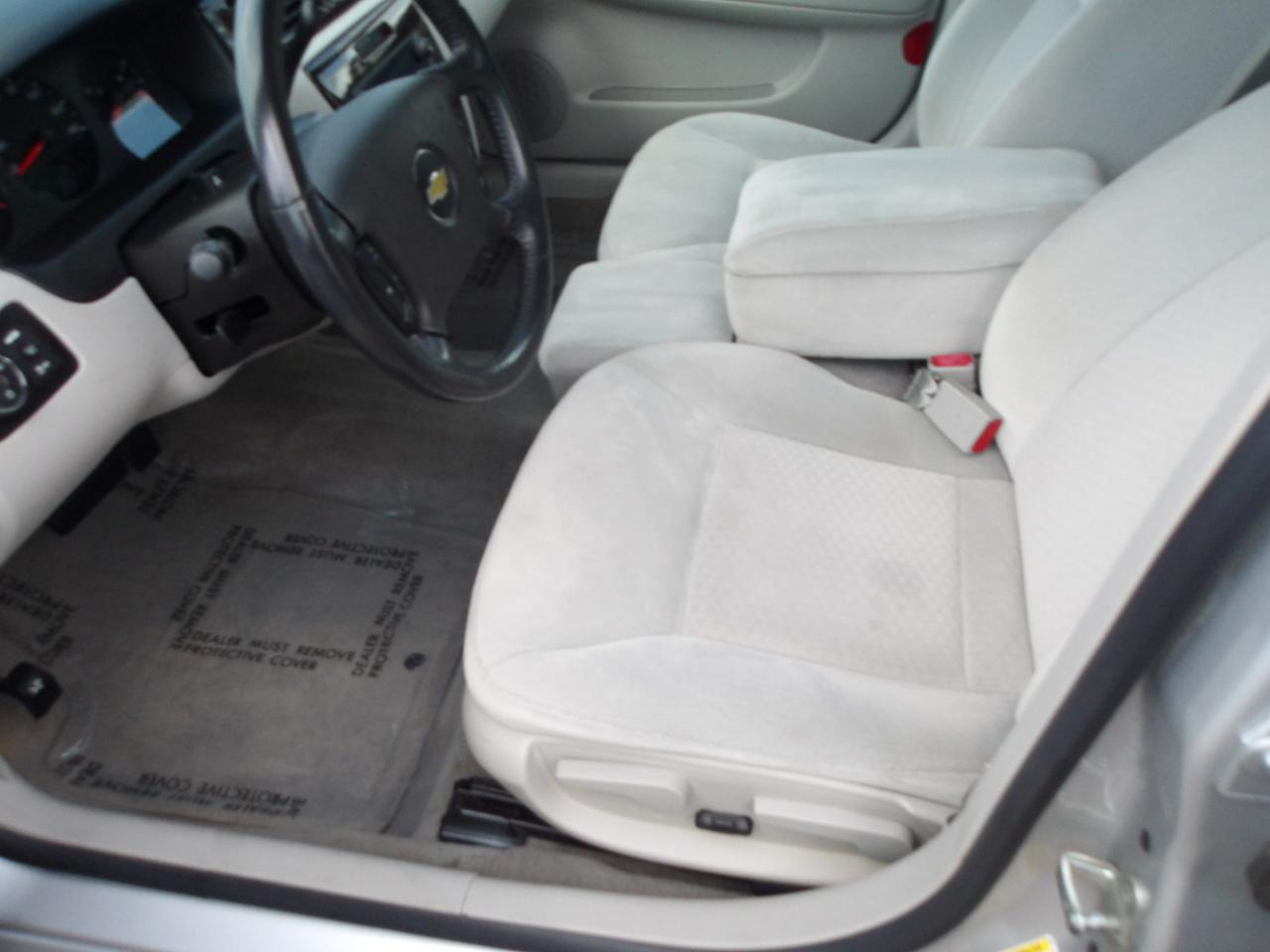 Chevrolet Impala 4dr Sdn LS 2013