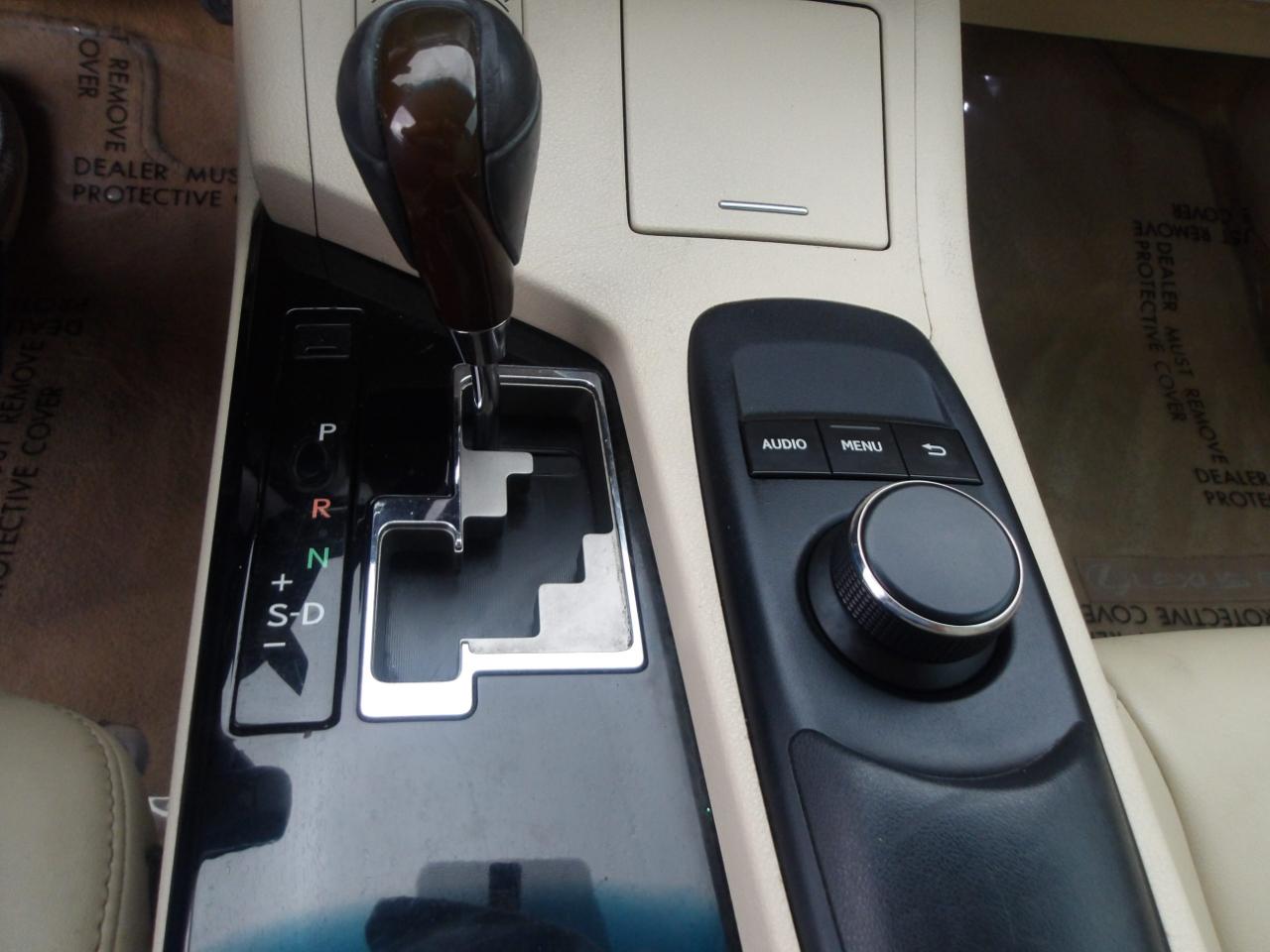 Lexus ES 350 4dr Sdn 2013