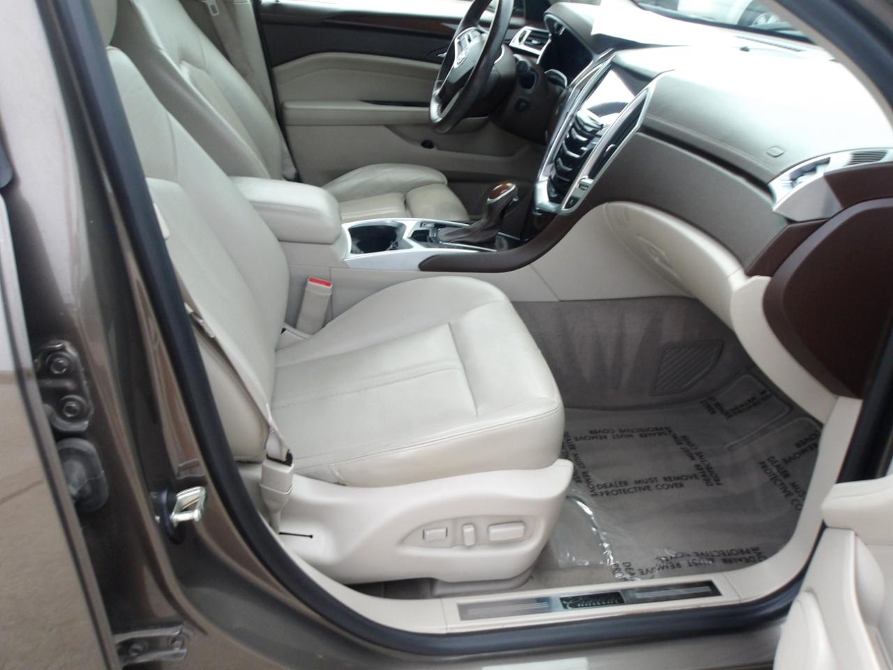 Cadillac SRX FWD 4dr Luxury Collection 2014