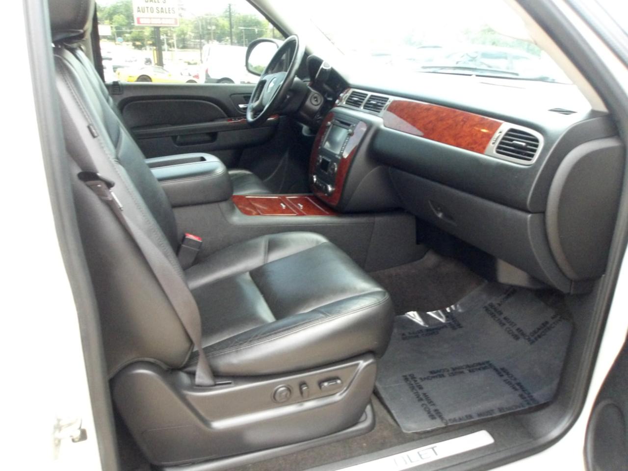 Chevrolet Tahoe 2WD 4dr 1500 LTZ 2013