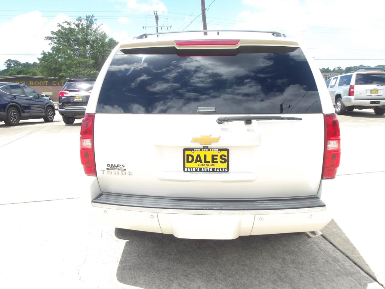 Chevrolet Tahoe 2WD 4dr 1500 LTZ 2013