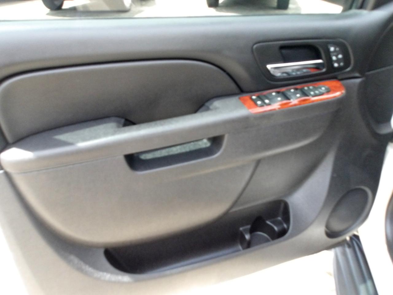 Chevrolet Tahoe 2WD 4dr 1500 LTZ 2013