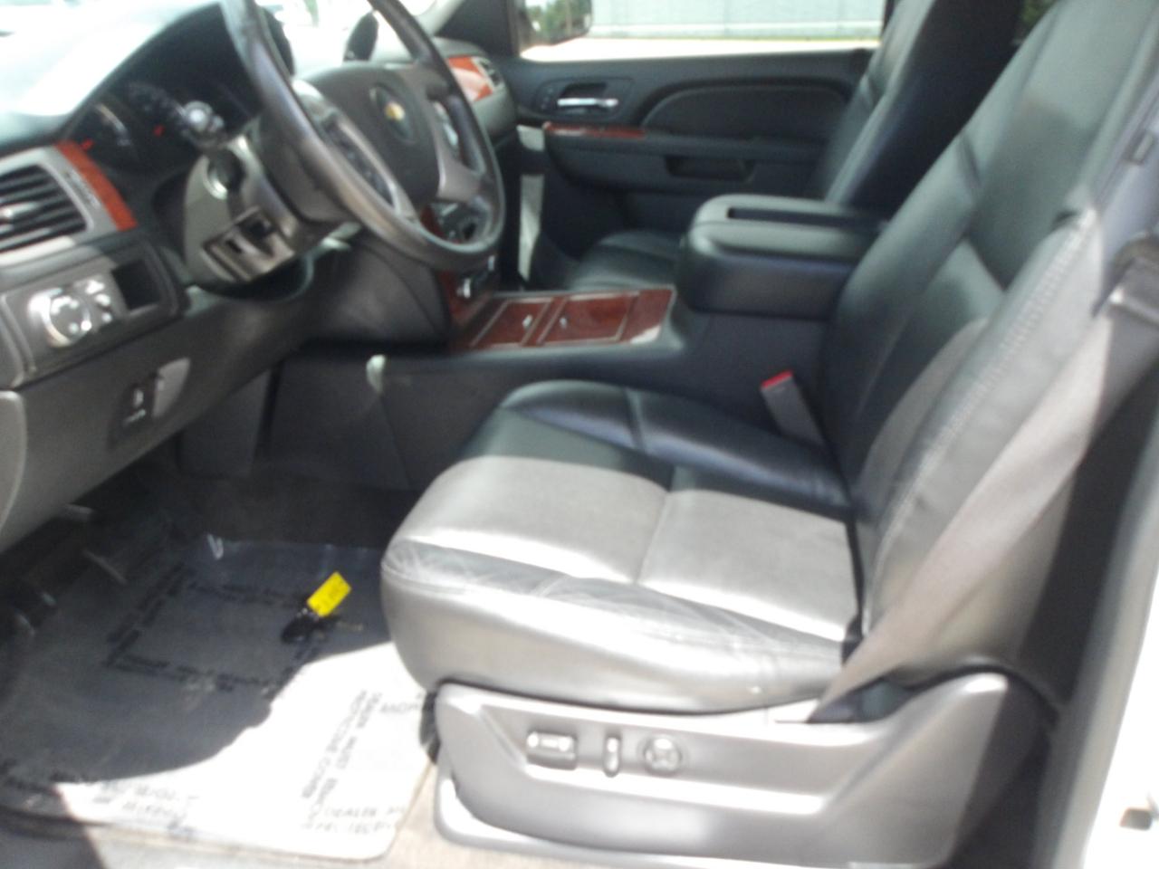 Chevrolet Tahoe 2WD 4dr 1500 LTZ 2013