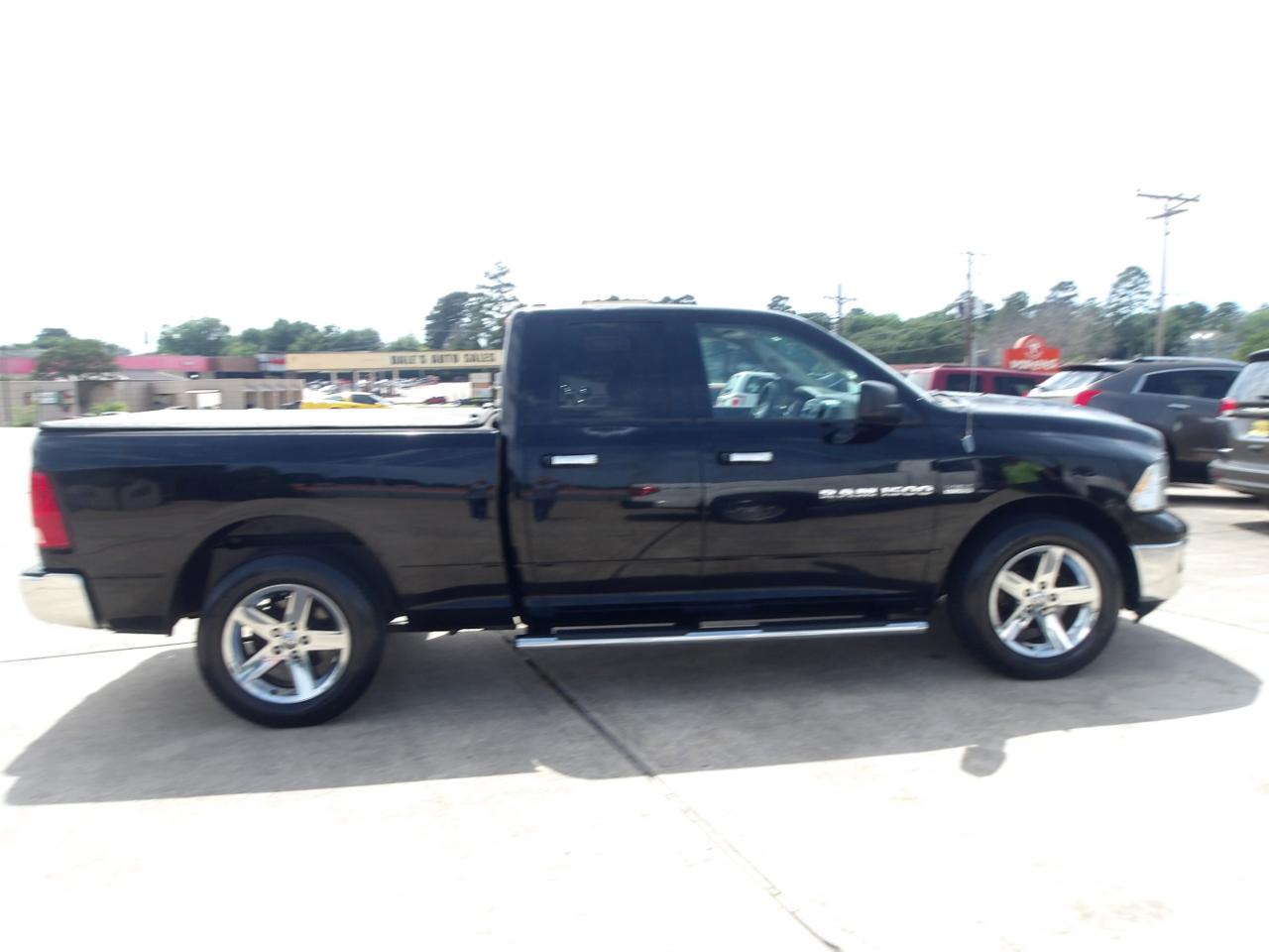 RAM 1500 2WD Quad Cab 140.5" Lone Star 2012