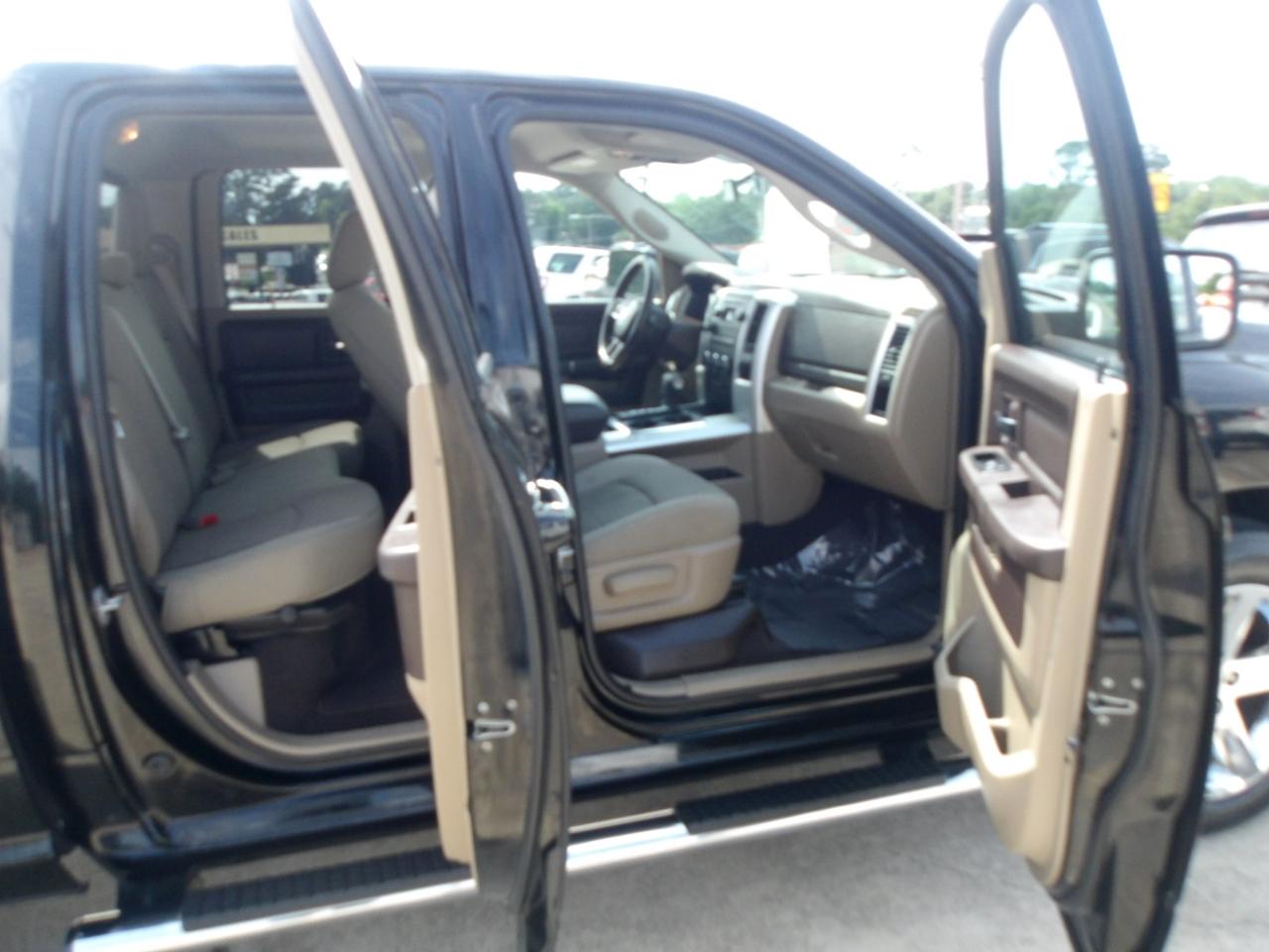 RAM 1500 2WD Quad Cab 140.5" Lone Star 2012