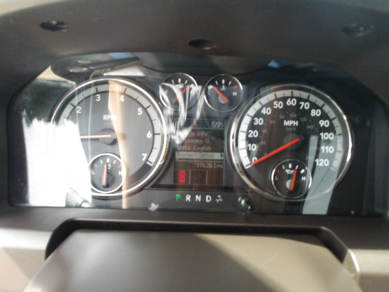 RAM 1500 2WD Quad Cab 140.5" Lone Star 2012