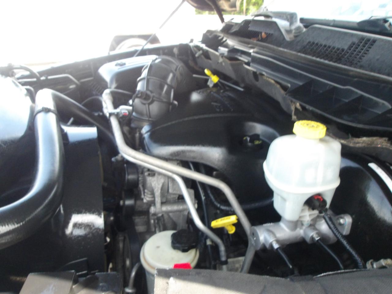 RAM 1500 2WD Quad Cab 140.5" Lone Star 2012
