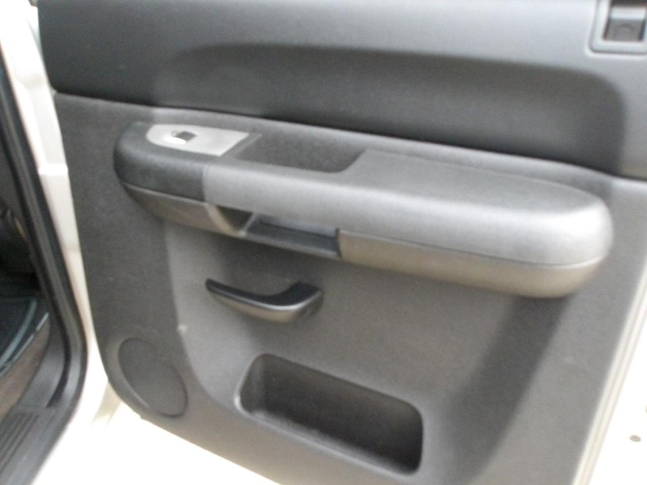 Chevrolet Silverado 1500 2WD Crew Cab 143.5" LS 2008