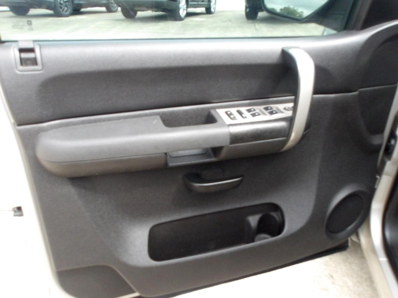 Chevrolet Silverado 1500 2WD Crew Cab 143.5" LS 2008