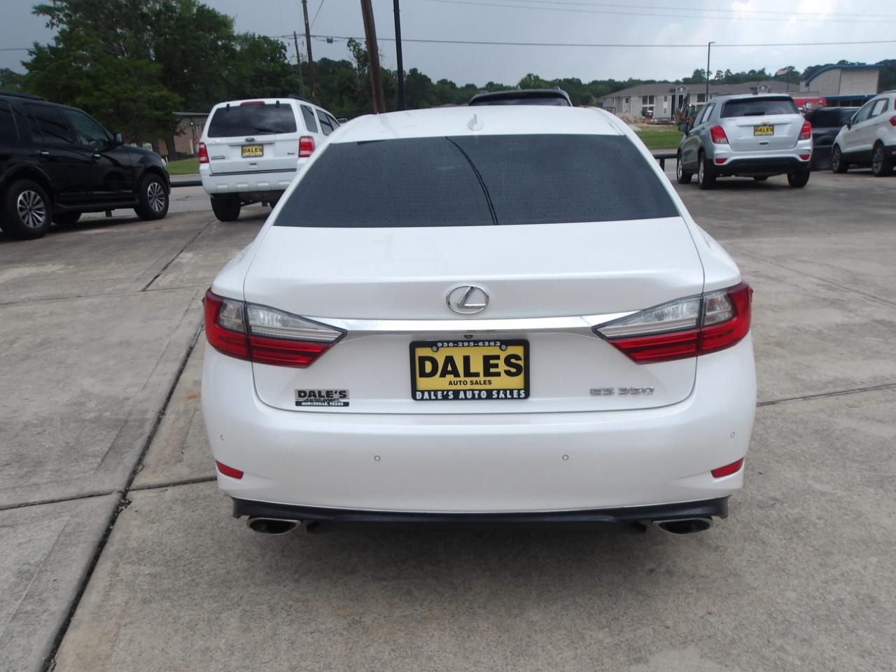 Lexus ES 350 4dr Sdn 2016