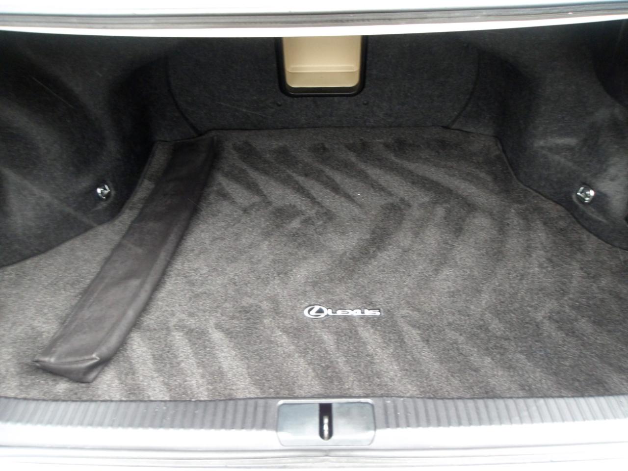 Lexus ES 350 4dr Sdn 2016