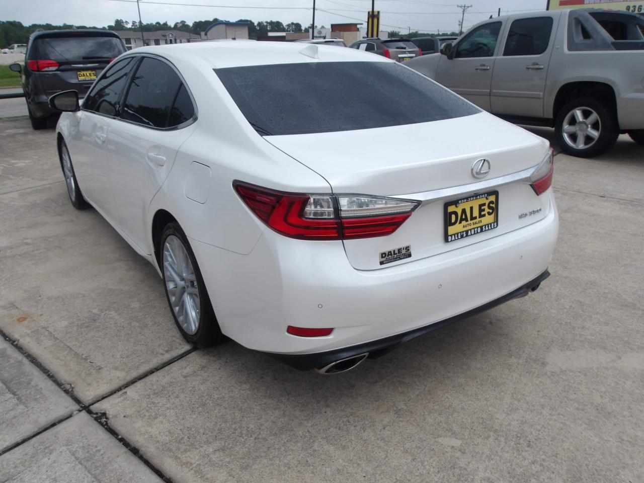 Lexus ES 350 4dr Sdn 2016