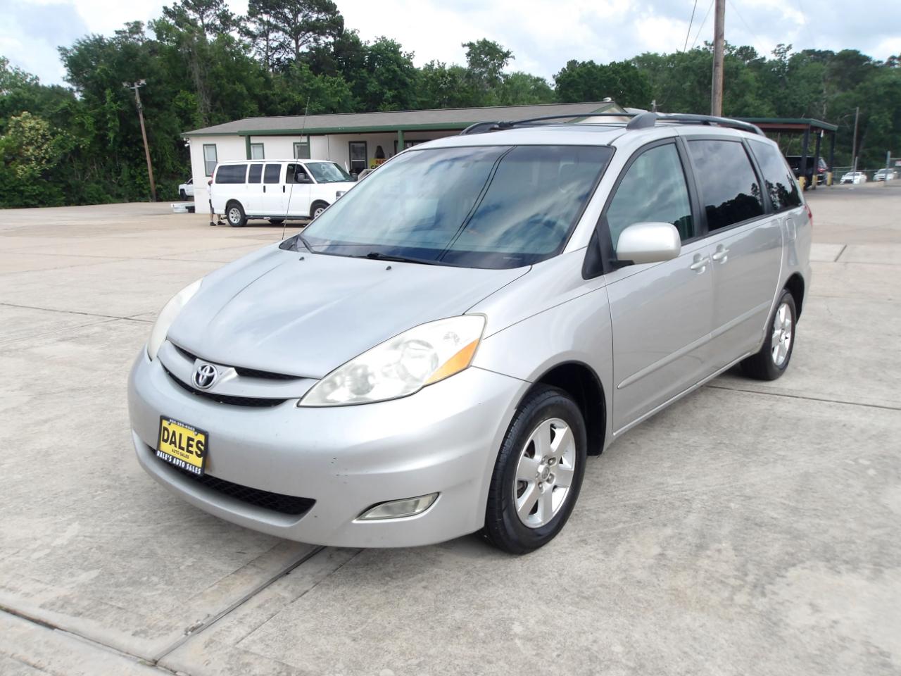 Toyota Sienna  2010