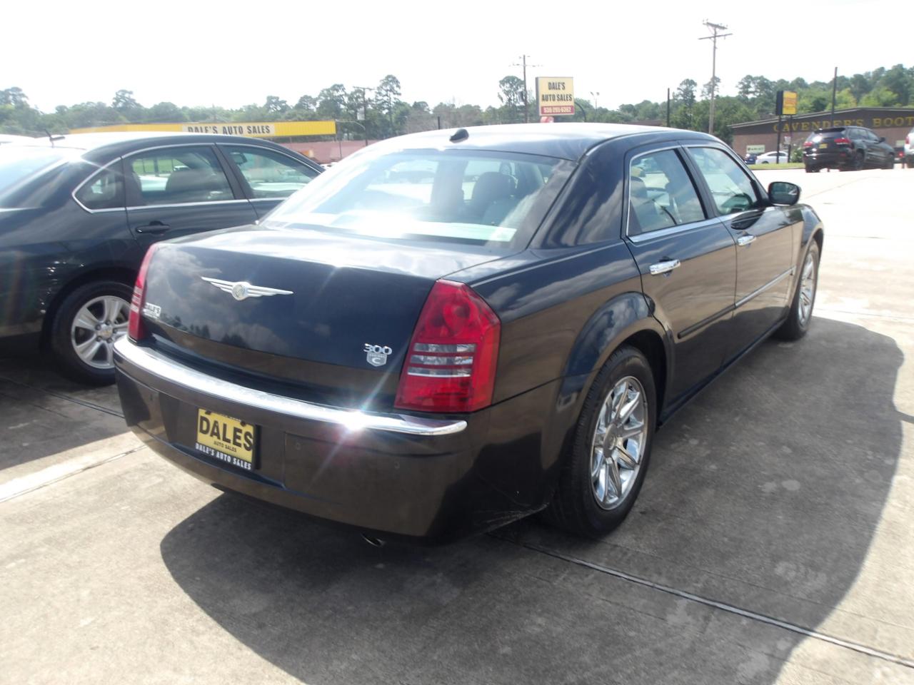 Chrysler 300 4dr Sdn 300C 2006