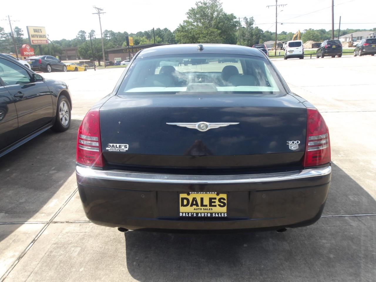 Chrysler 300 4dr Sdn 300C 2006
