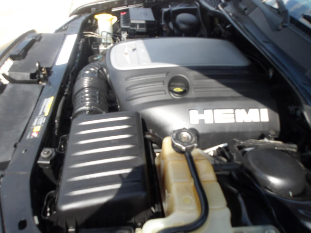 Chrysler 300 4dr Sdn 300C 2006