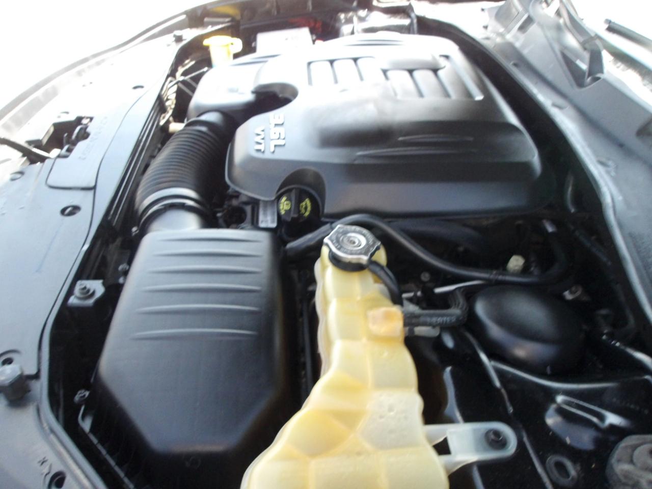 Dodge Charger 4dr Sdn SXT RWD 2016