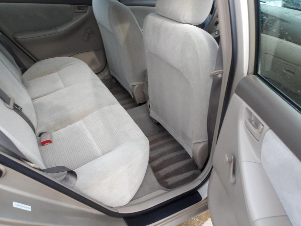 Toyota Corolla 4dr Sdn CE Auto (Natl) 2005