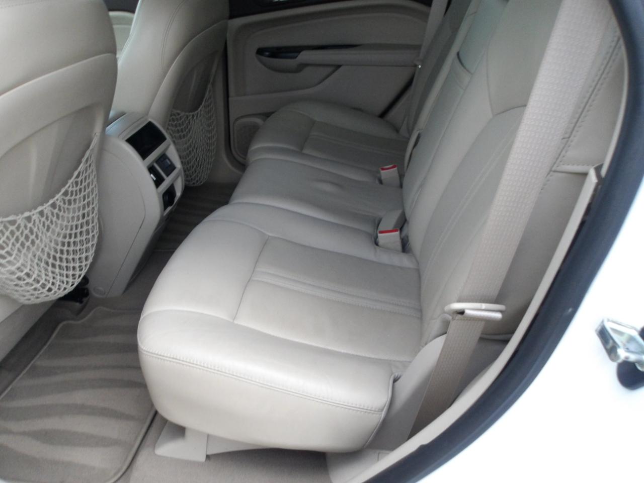 Cadillac SRX FWD 4dr Performance Collection 2016