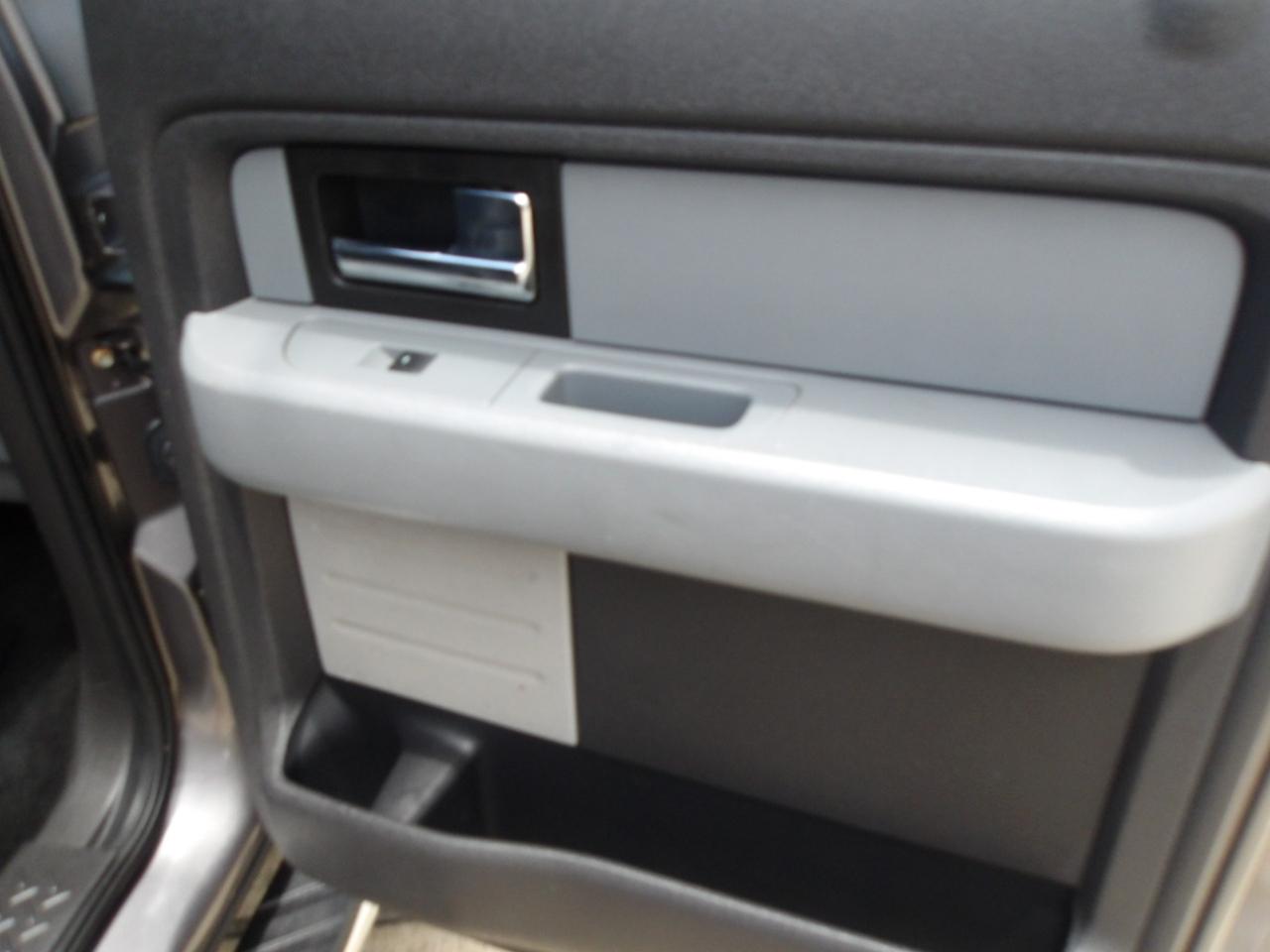 Ford F-150 2WD SuperCrew 145" XLT 2013