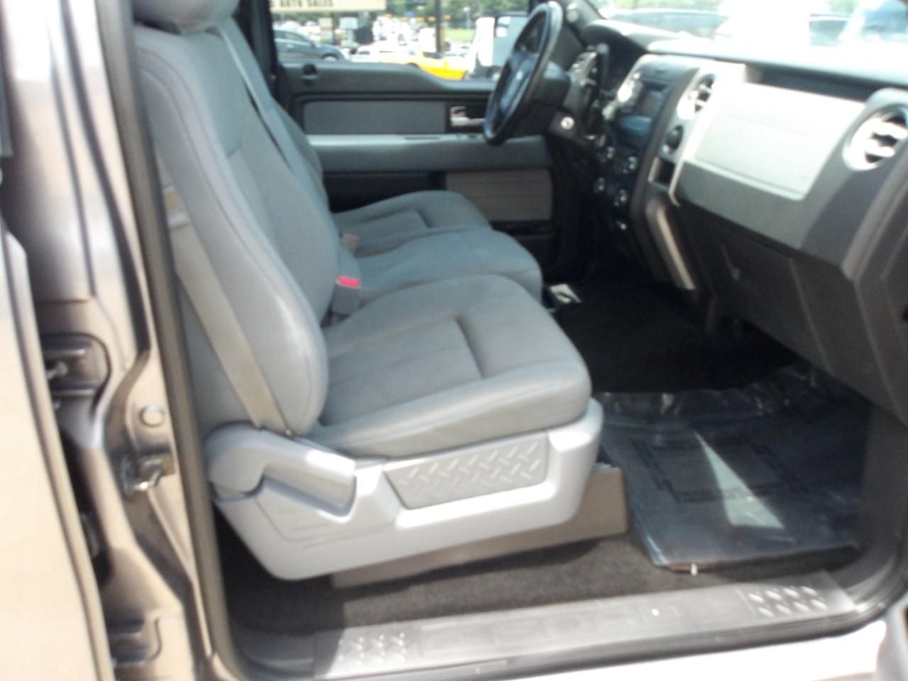 Ford F-150 2WD SuperCrew 145" XLT 2013