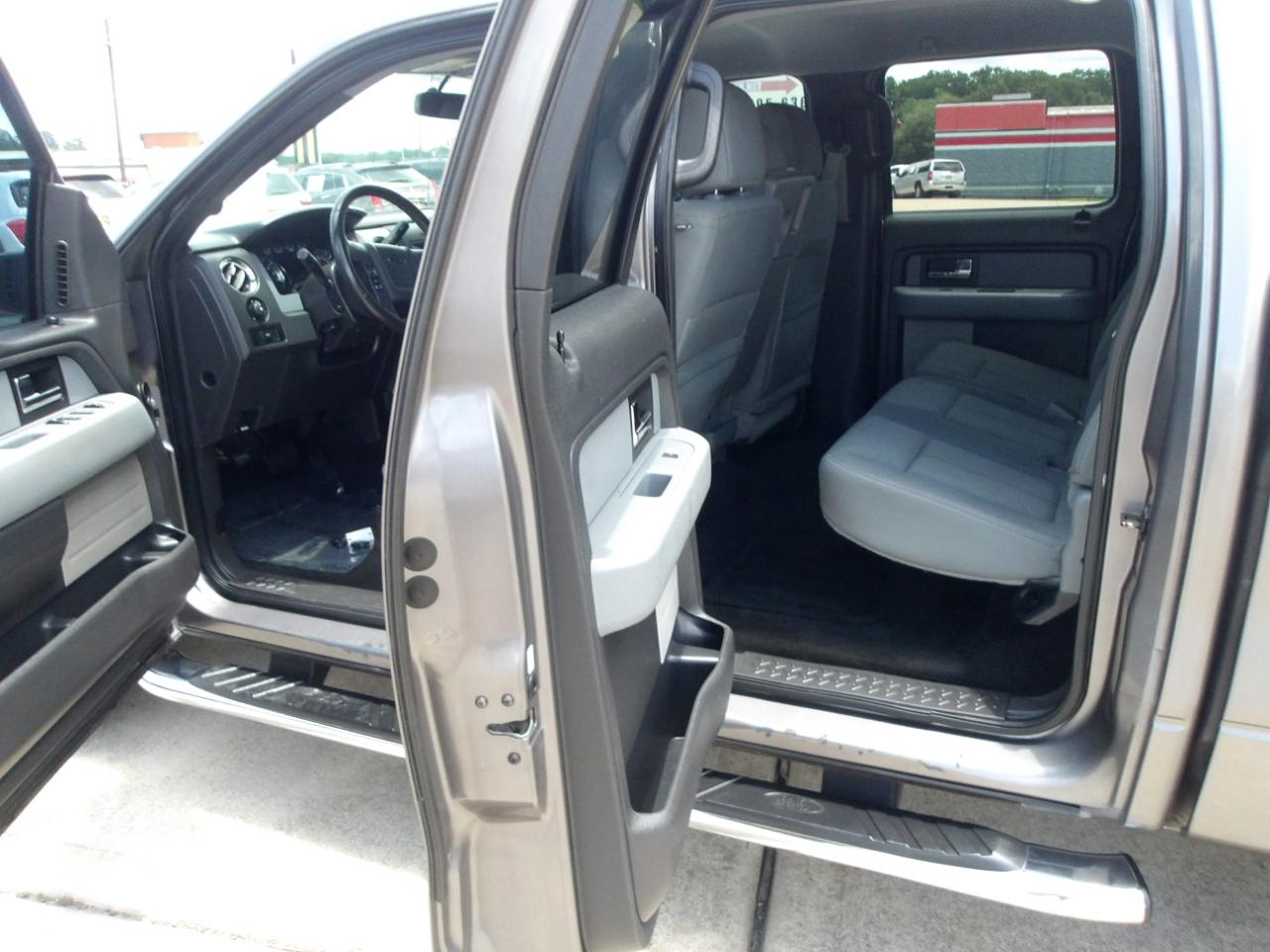 Ford F-150 2WD SuperCrew 145" XLT 2013