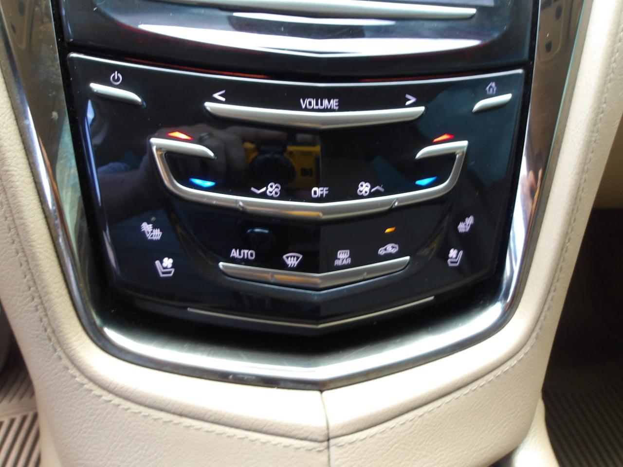 Cadillac CTS Sedan 4dr Sdn 2.0L Turbo Luxury RWD 2014
