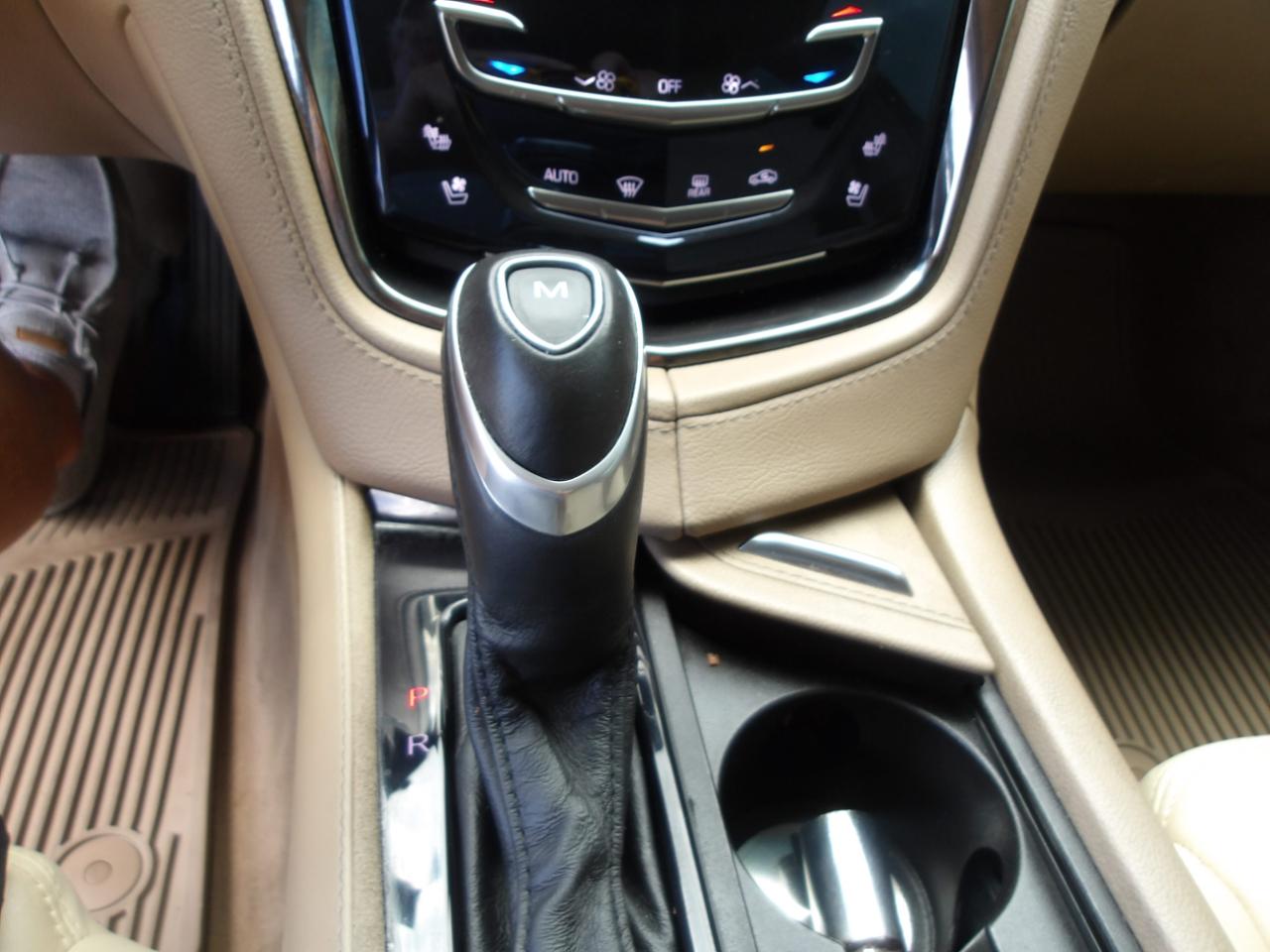 Cadillac CTS Sedan 4dr Sdn 2.0L Turbo Luxury RWD 2014