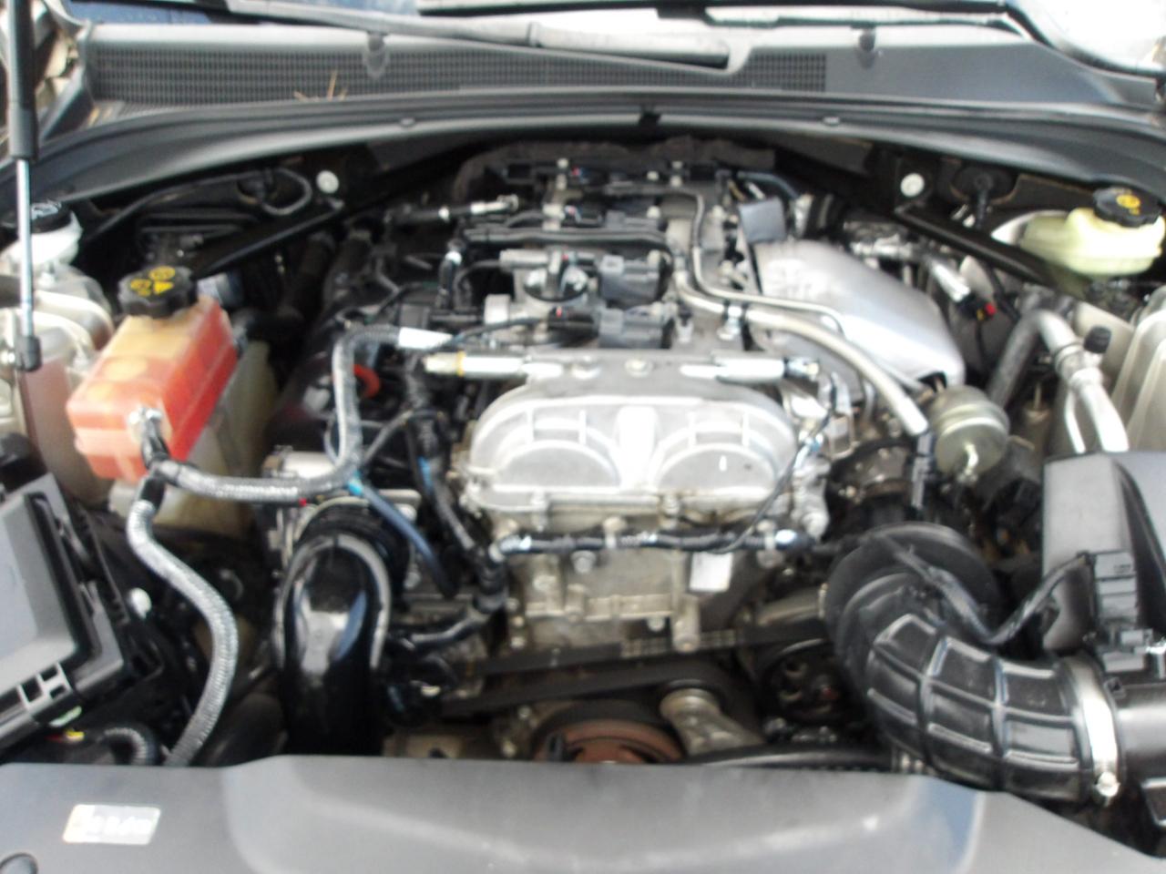 Cadillac CTS Sedan 4dr Sdn 2.0L Turbo Luxury RWD 2014