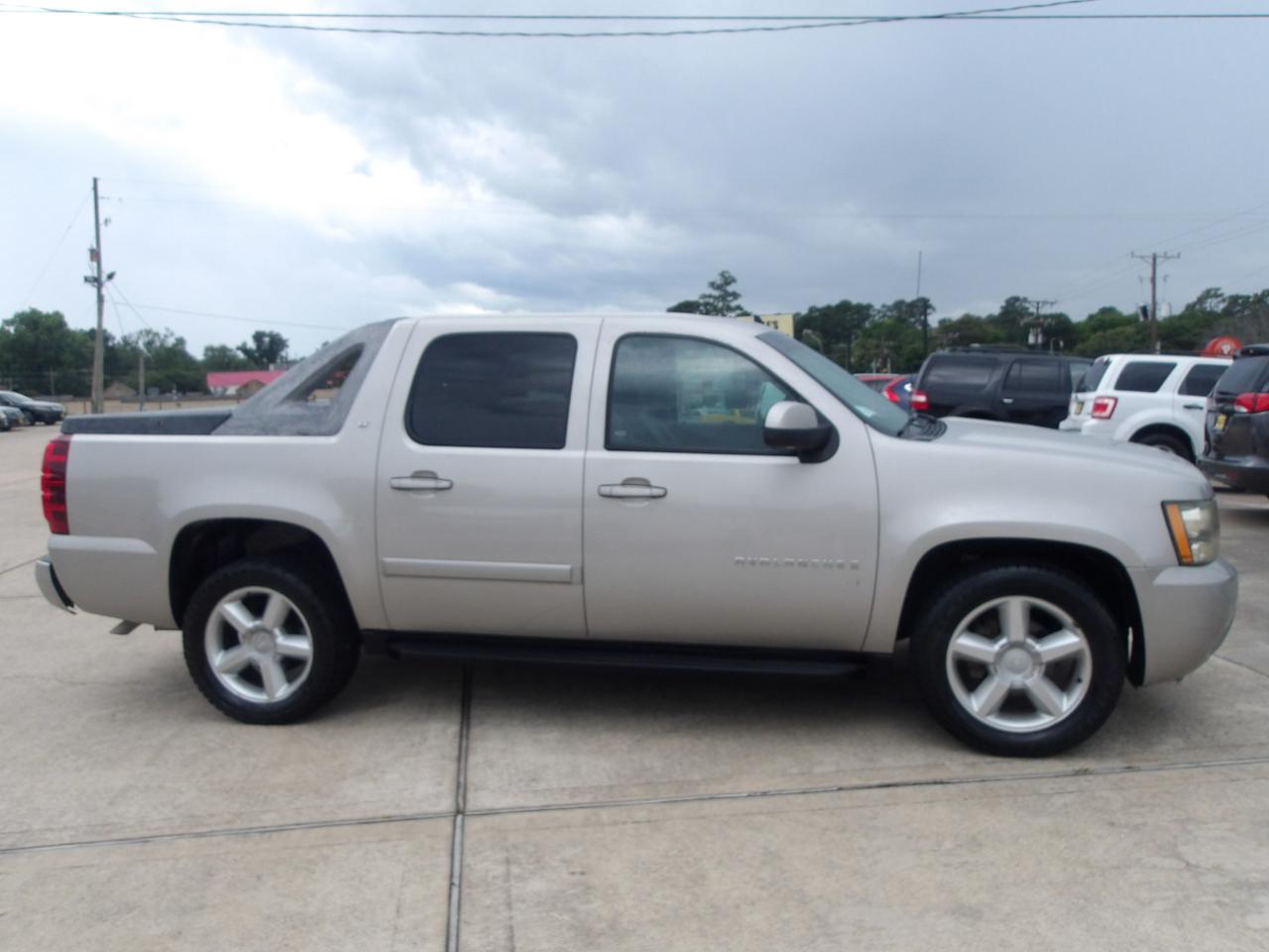 Chevrolet Avalanche 2WD Crew Cab 130" LT w/3LT 2008