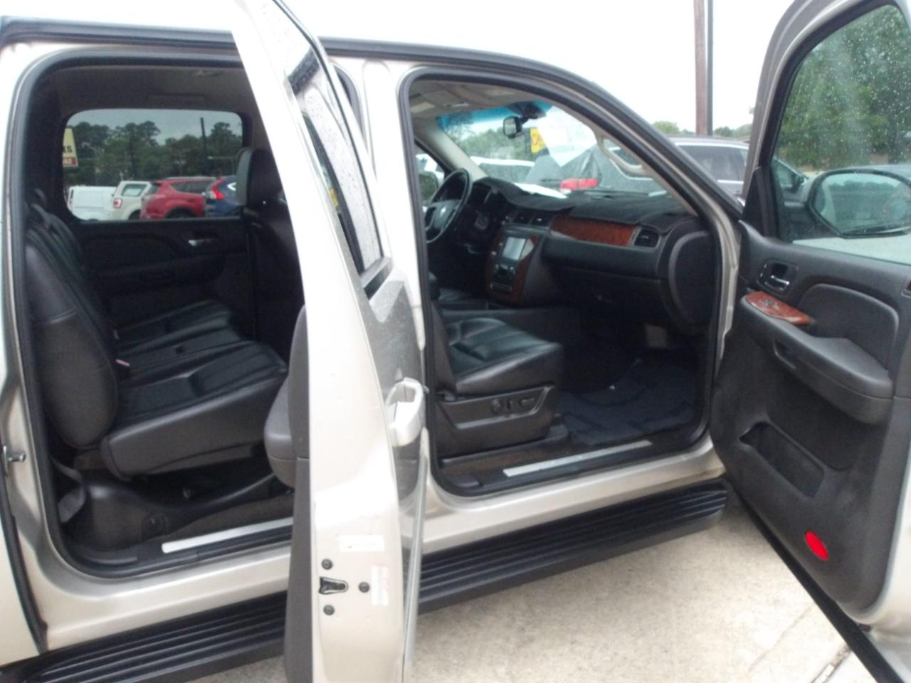 Chevrolet Avalanche 2WD Crew Cab 130" LT w/3LT 2008