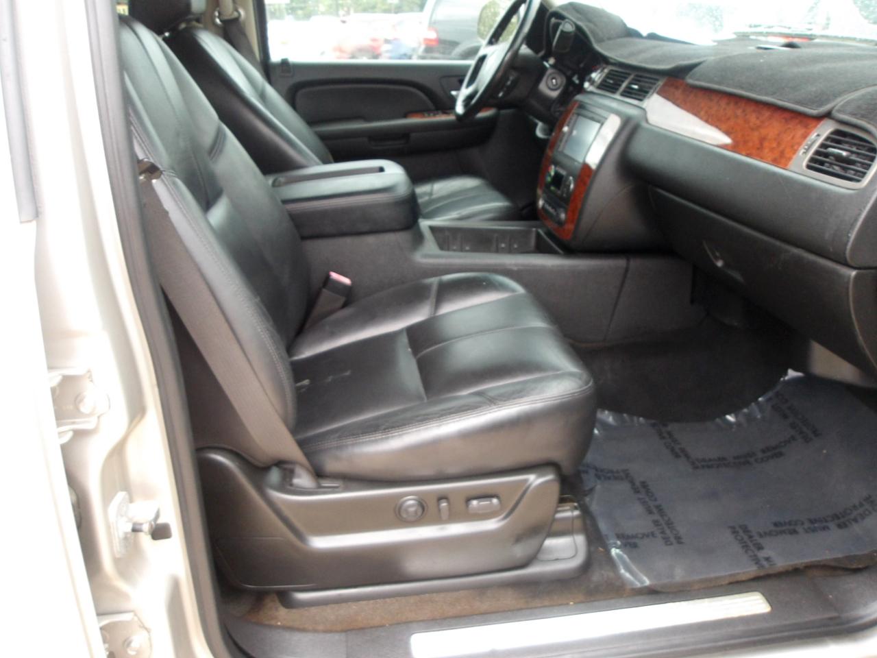 Chevrolet Avalanche 2WD Crew Cab 130" LT w/3LT 2008
