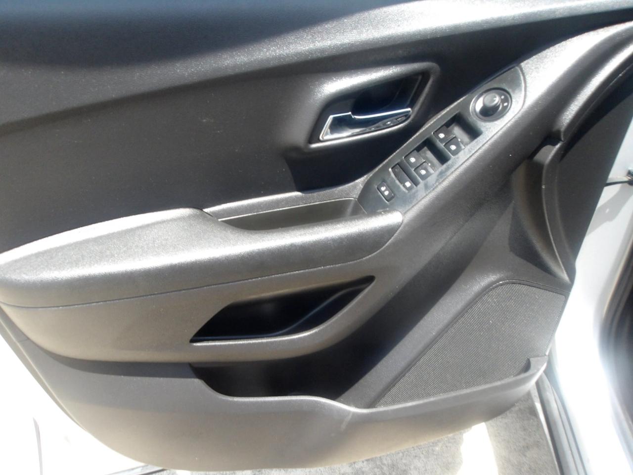 Chevrolet Trax FWD 4dr LS 2020