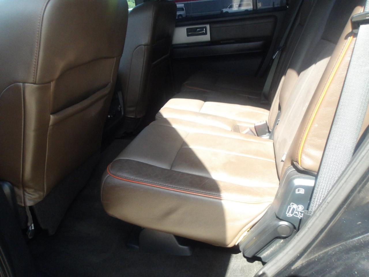 Ford Expedition 2WD 4dr King Ranch 2015