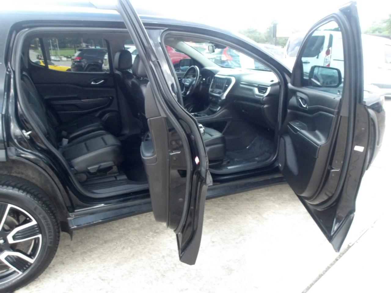 GMC Acadia FWD 4dr SLT 2021