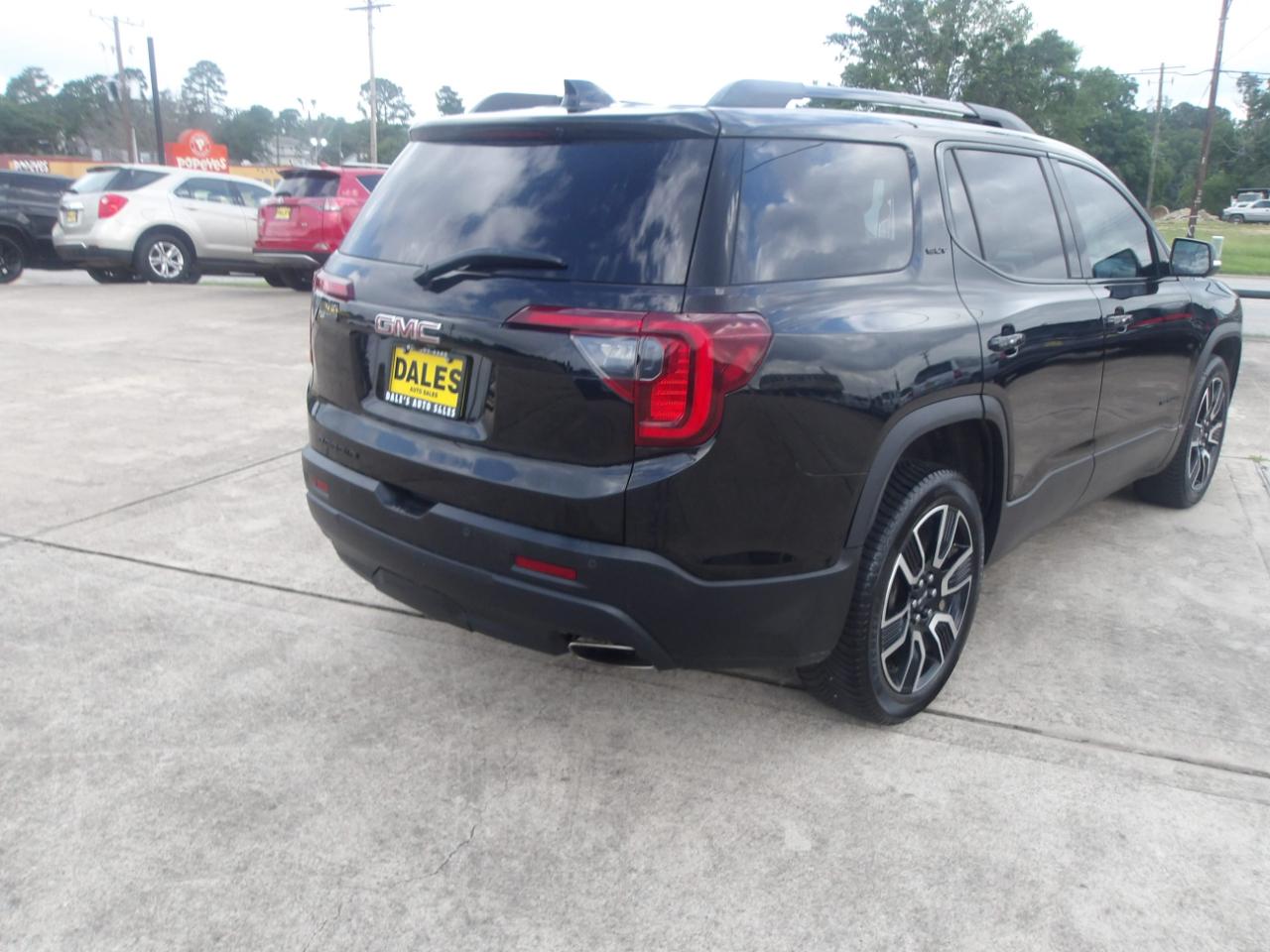 GMC Acadia FWD 4dr SLT 2021