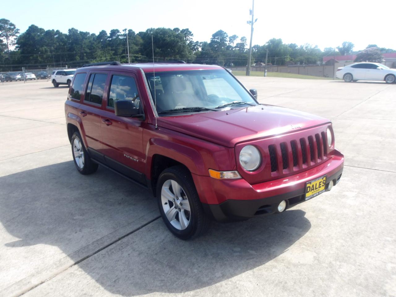 Jeep Patriot FWD 4dr Latitude 2014