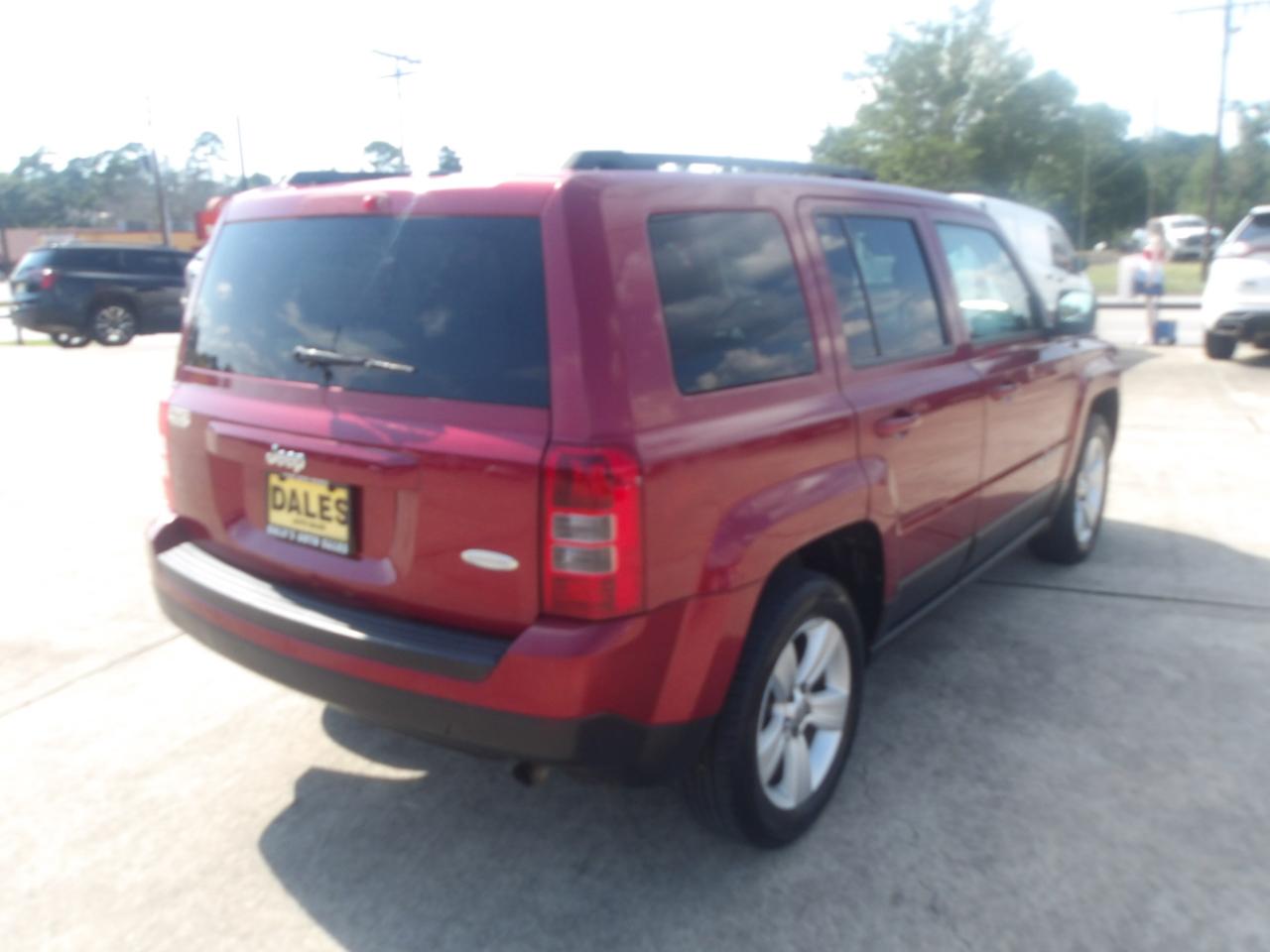 Jeep Patriot FWD 4dr Latitude 2014