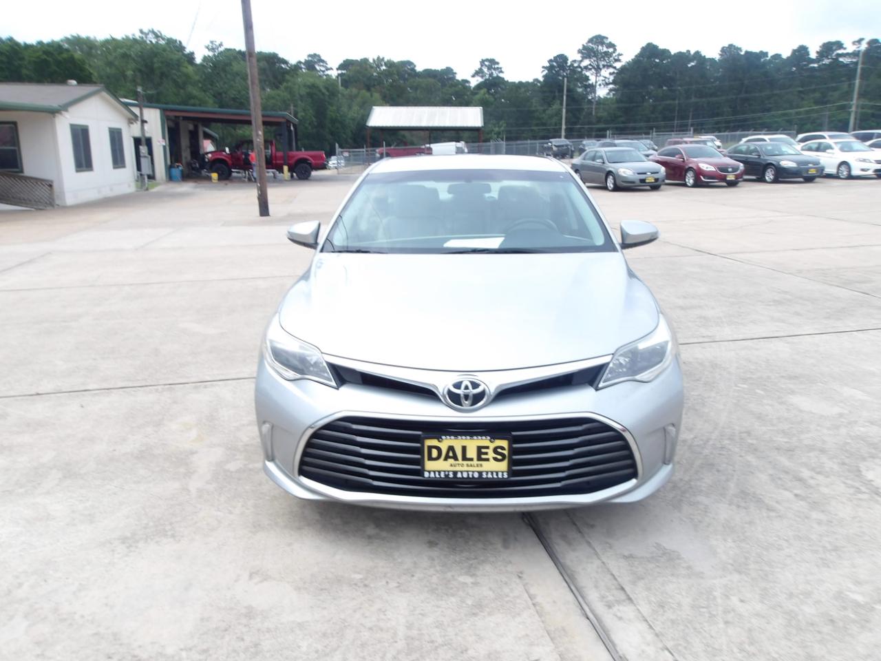 Toyota Avalon  2016