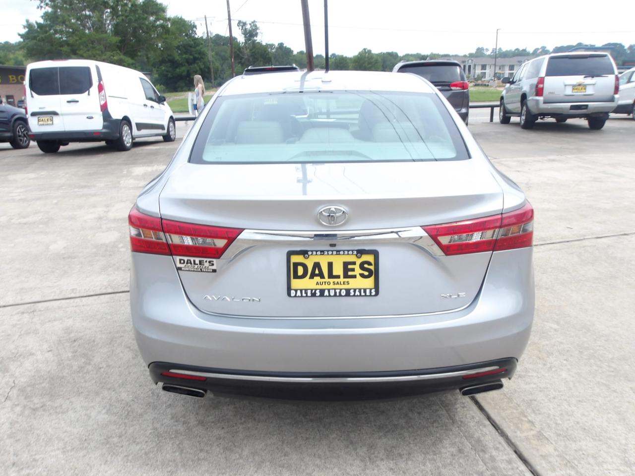 Toyota Avalon  2016