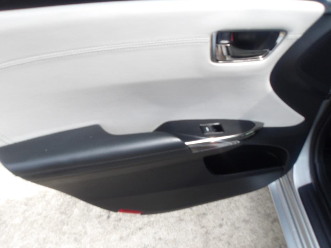 Toyota Avalon  2016